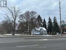 723 DUNDAS STREET W Whitby