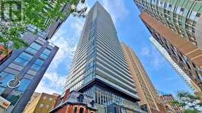 405 - 15 GRENVILLE STREET Toronto