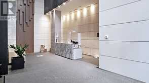 405 - 15 GRENVILLE STREET Toronto