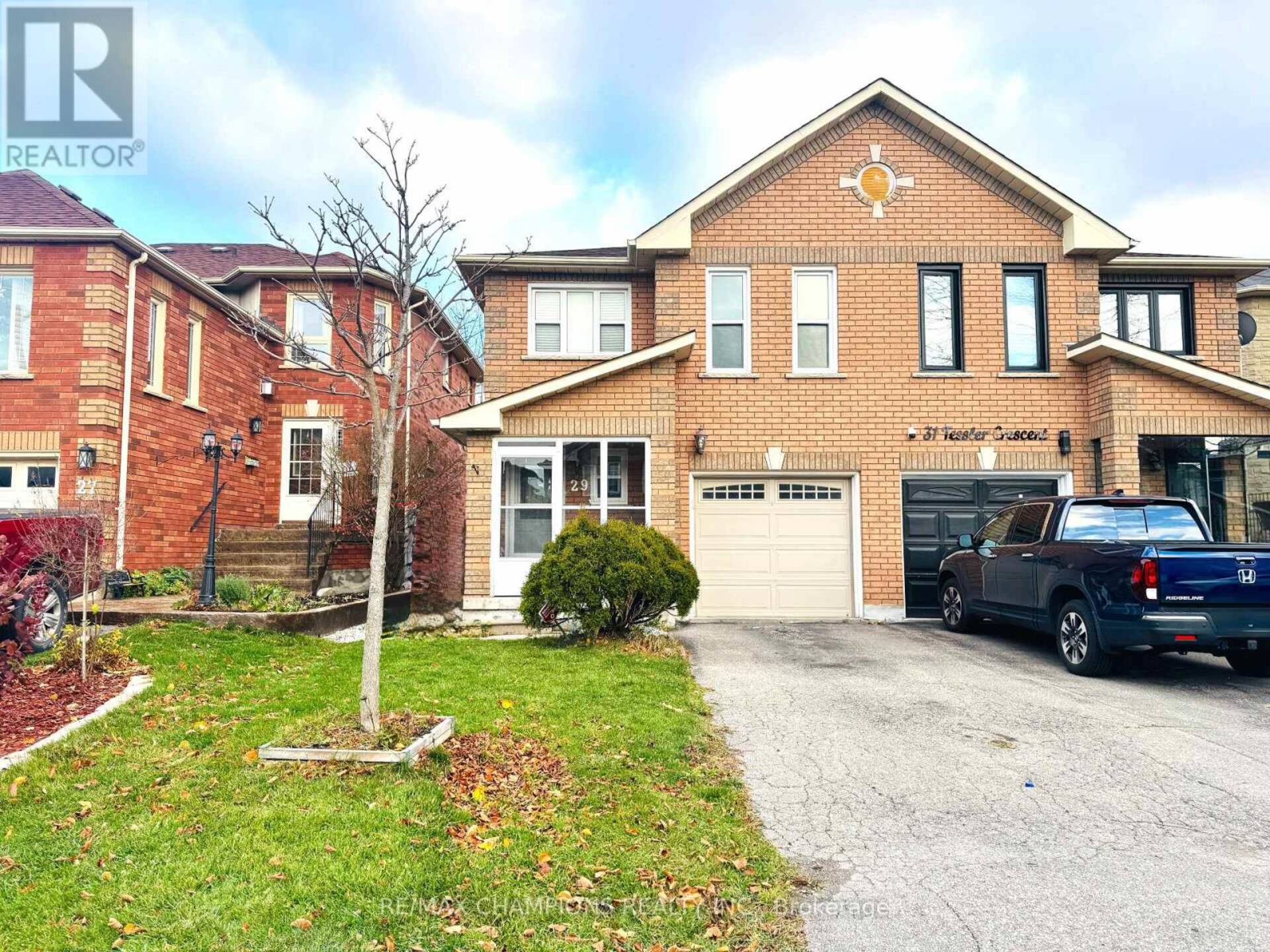 29 TESSLER CRESCENT Brampton