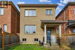 213 PARADELLE DRIVE Richmond Hill