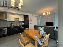 912 BR2 - 770 BAY STREET Toronto