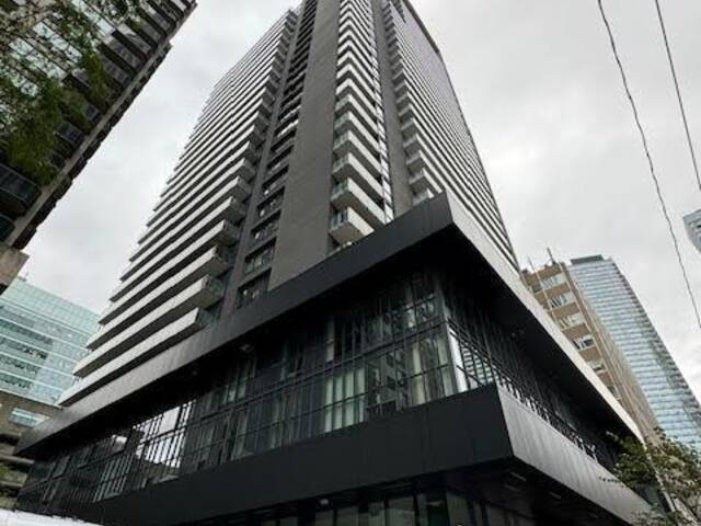 912 BR2 - 770 BAY STREET Toronto Ontario