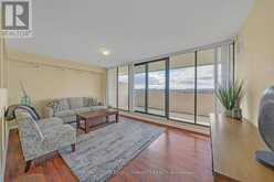 813 - 70 BAIF BOULEVARD Richmond Hill