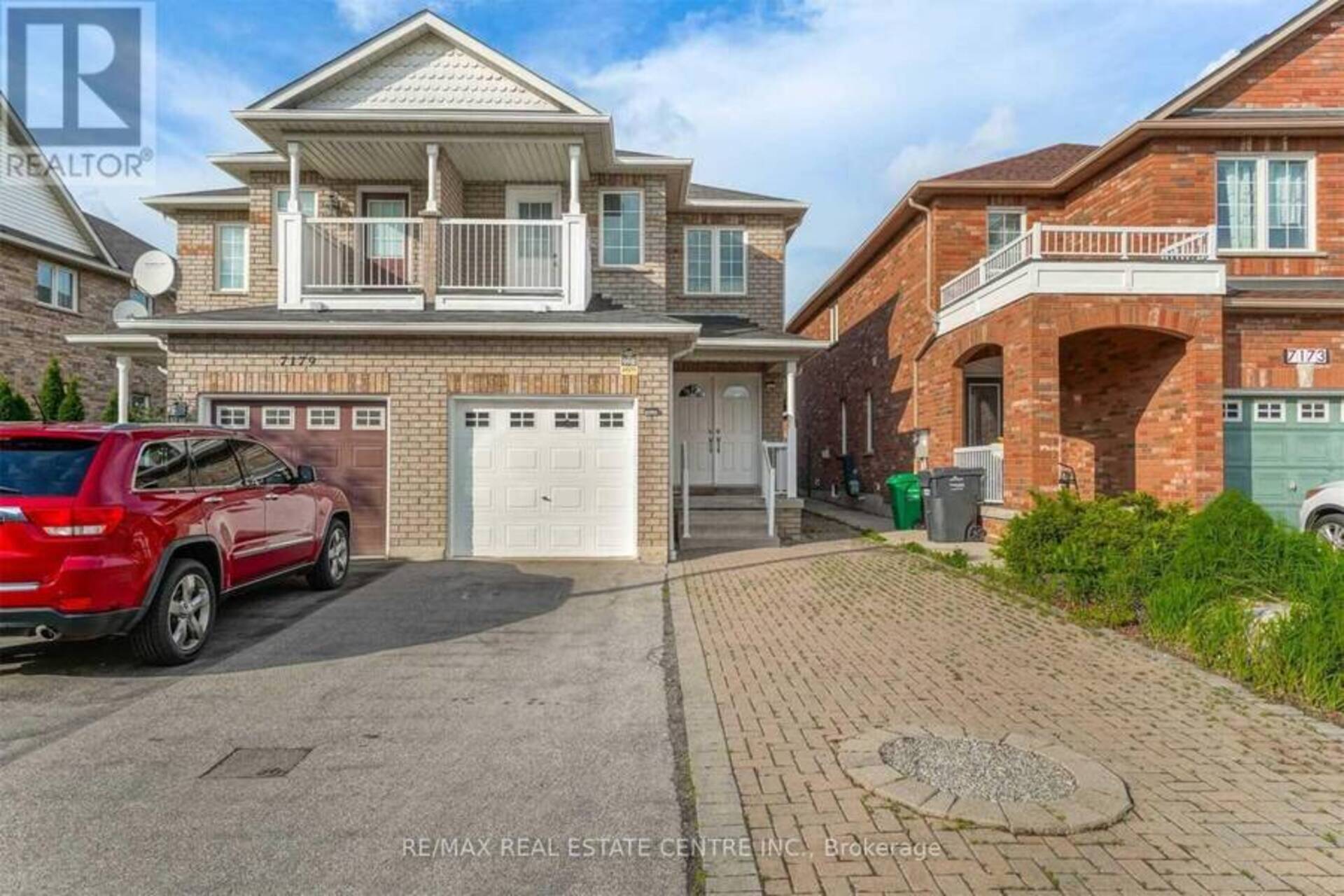 7177 VILLAGE WALK Mississauga