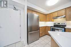 213 - 890 SHEPPARD AVENUE W Toronto