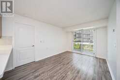 213 - 890 SHEPPARD AVENUE W Toronto