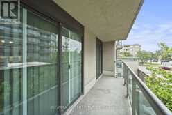 213 - 890 SHEPPARD AVENUE W Toronto