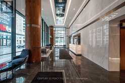 2105 - 19 BATHURST STREET Toronto