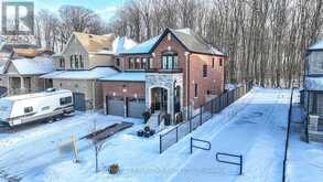 27 ATLANTIS DRIVE Orillia