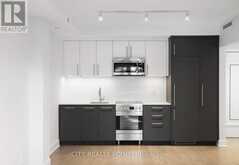 108 - 2 CLARENDON AVENUE Toronto