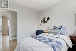 121 AMBERJACK BOULEVARD Toronto