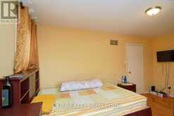 2 DOVE HAWKWAY WAY Toronto