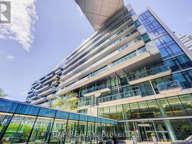 101 - 39 QUEENS QUAY E Toronto Ontario