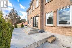 40 FOUNTAINBRIDGE DRIVE Caledon