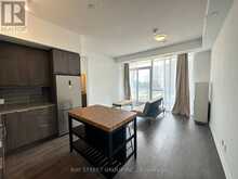 303 - 36 FOREST MANOR ROAD Toronto