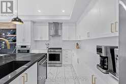 34 CONCERT HILL WAY East Gwillimbury