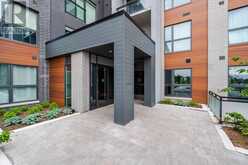 318 - 95 DUNDAS STREET W Oakville