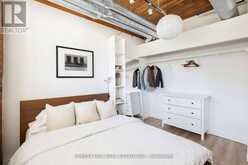 105 - 2154 DUNDAS STREET W Toronto