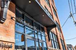 105 - 2154 DUNDAS STREET W Toronto