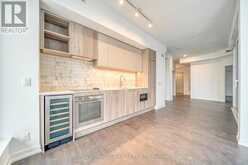 807 - 2020 BATHURST STREET Toronto