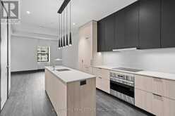 601 - 2 AVENUE ROAD Toronto