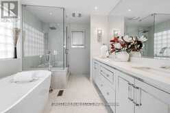 476 BEDFORD PARK AVENUE Toronto