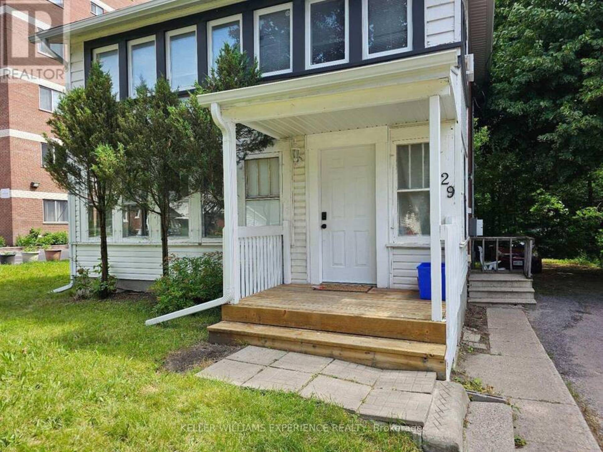 2 - 29 PEEL STREET Barrie