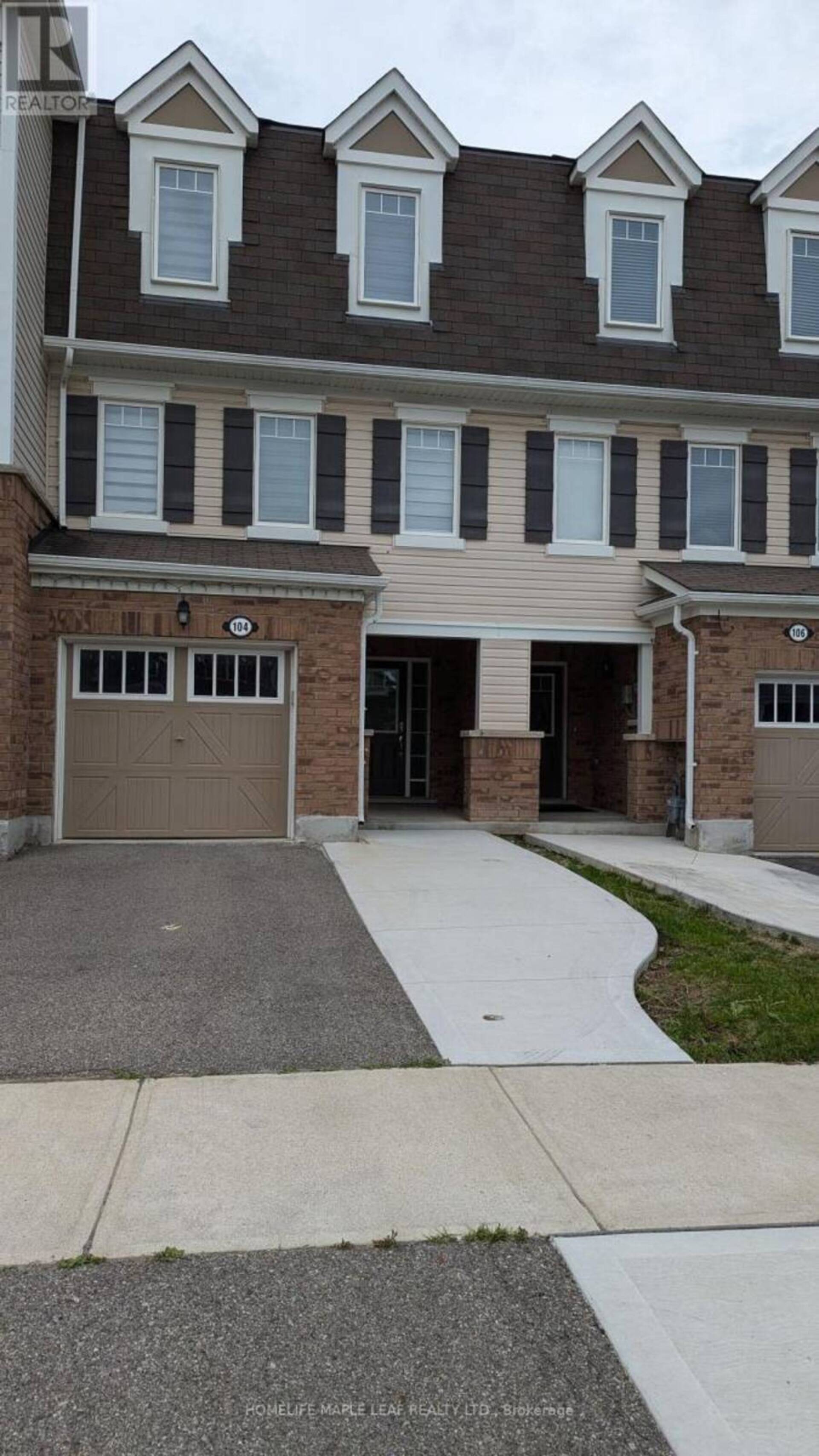 104 BANNISTER CRESCENT Brampton