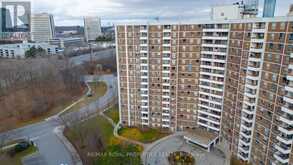 309 - 10 EDGECLIFF GOLFWAY Toronto