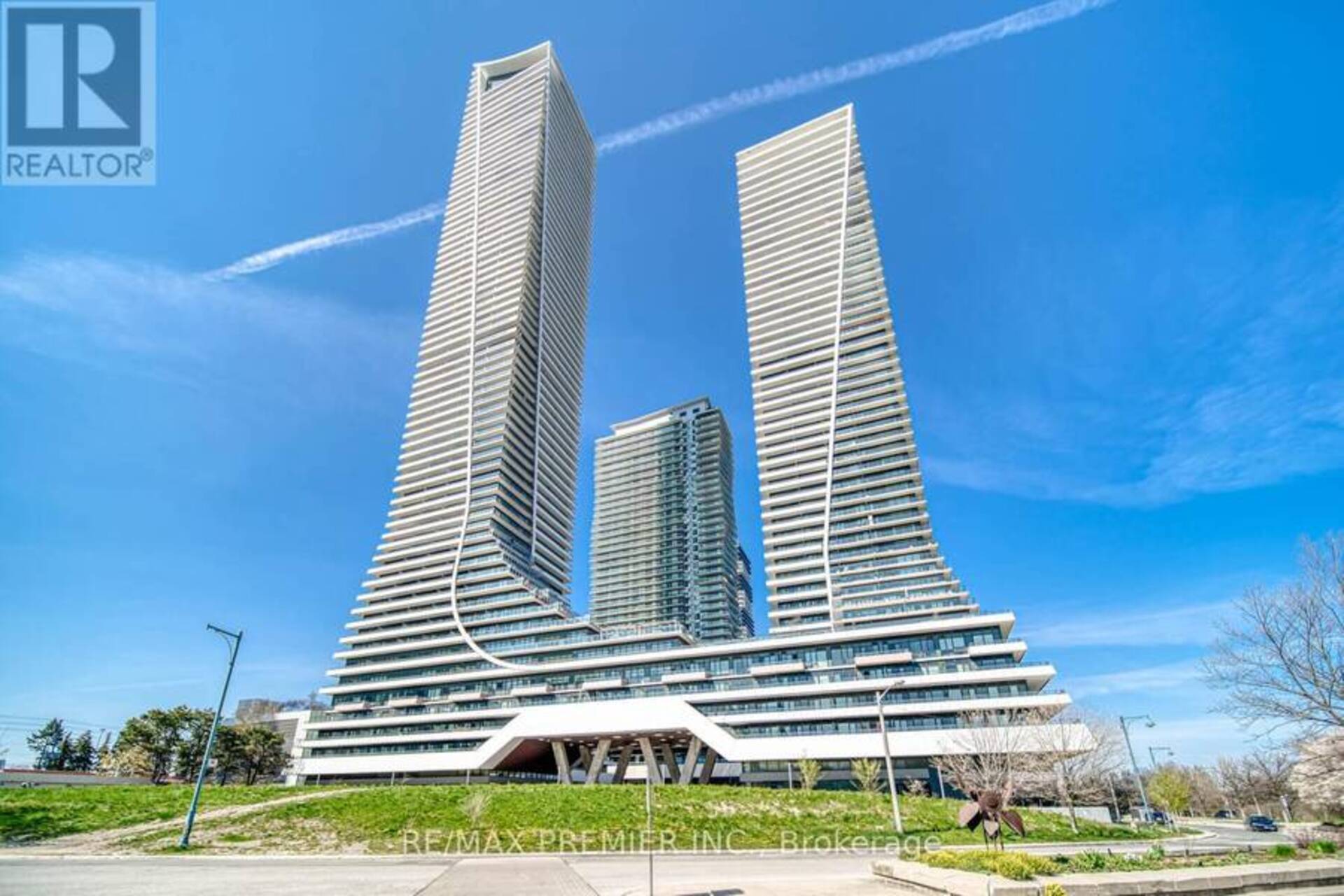 2712 - 30 SHORE BREEZE DRIVE Toronto