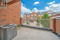 38 BEEHIVE LANE Markham