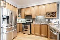 28 CORINTH GARDENS Toronto