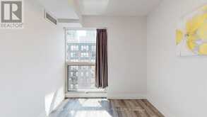 1701 - 21 CARLTON STREET Toronto