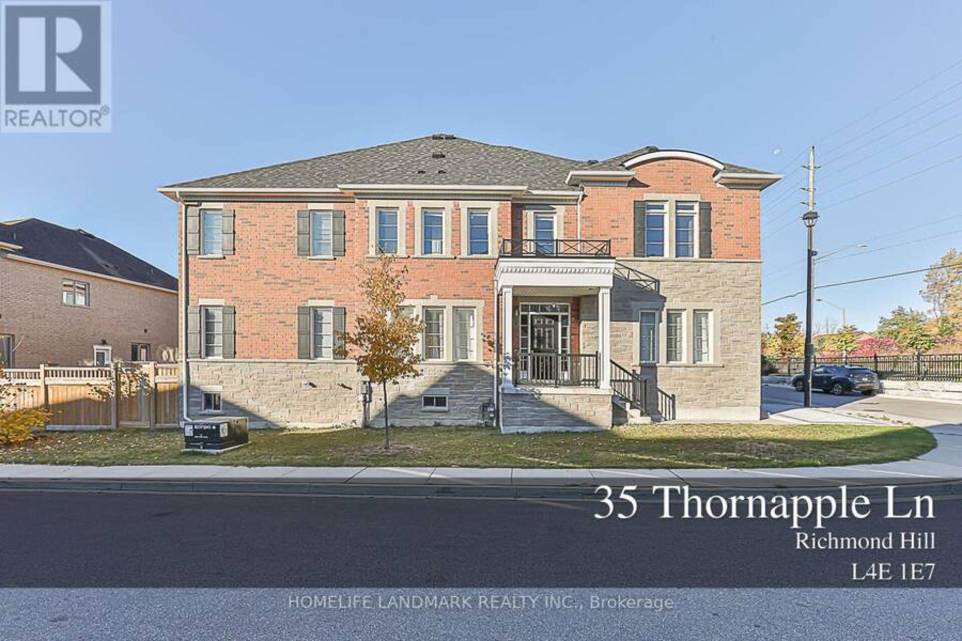 35 THORNAPPLE LANE Richmond Hill