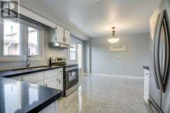 1061 HARCROFT COURT Oakville