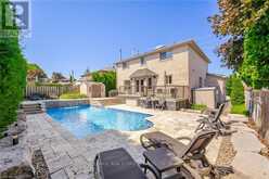 125 FERNDALE DRIVE S Barrie