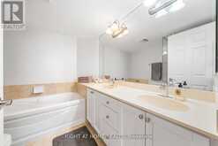 1122 - 80 HARRISON GARDEN BOULEVARD S Toronto