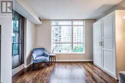 417 - 215 FORT YORK BOULEVARD Toronto