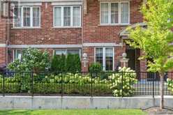 26 - 47 HAYS BOULEVARD Oakville