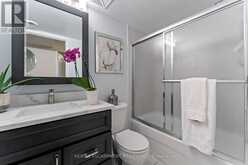 26 - 47 HAYS BOULEVARD Oakville