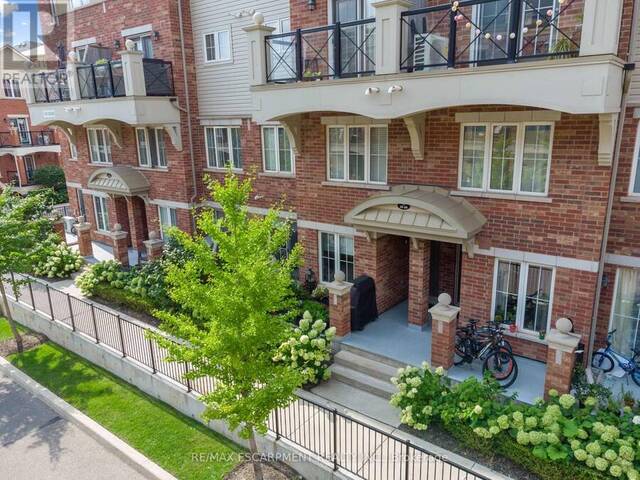 26 - 47 HAYS BOULEVARD Oakville Ontario