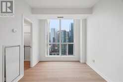 2502 - 218 QUEENS QUAY W Toronto