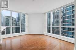 2502 - 218 QUEENS QUAY W Toronto