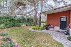 2182 CLARENDON PARK DRIVE Burlington