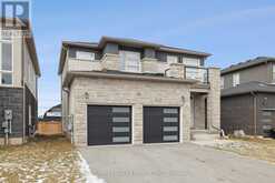 7884 SEABISCUITE DRIVE Niagara Falls