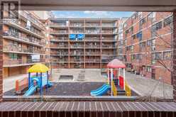 37 - 17 PEMBROKE STREET W Toronto