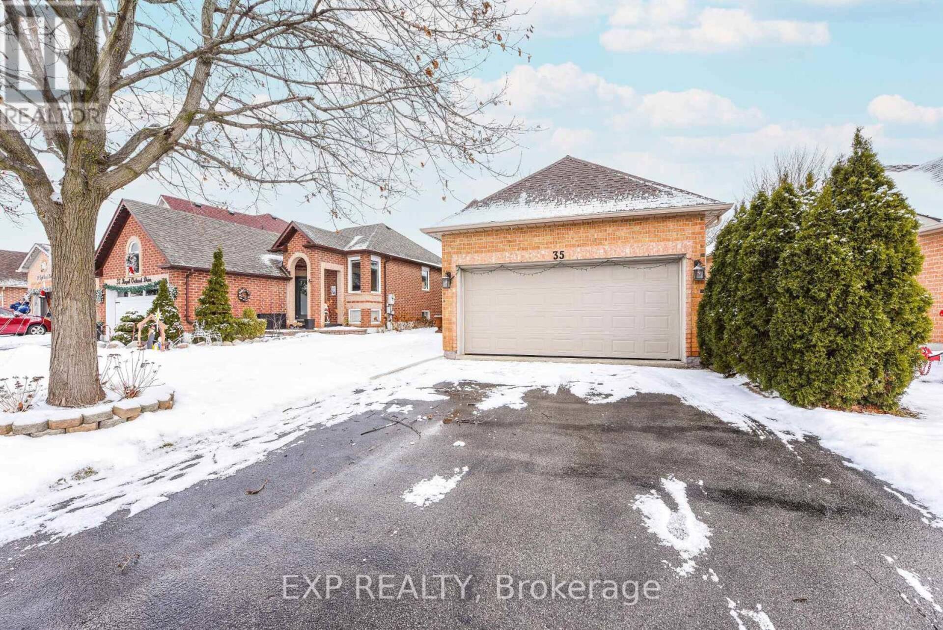 35 ROYAL ORCHARD DRIVE Brampton