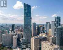 1609 - 386 YONGE STREET Toronto