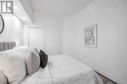 1005 - 284 BLOOR STREET W Toronto